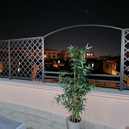 Luxury Top Floor In Trastevere Rome Exterior photo