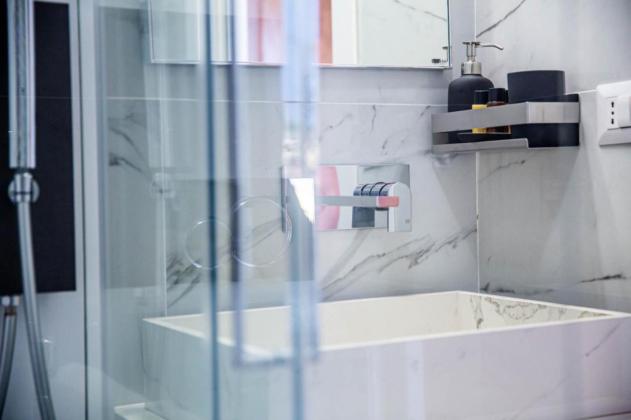 Luxury Top Floor In Trastevere Rome Exterior photo