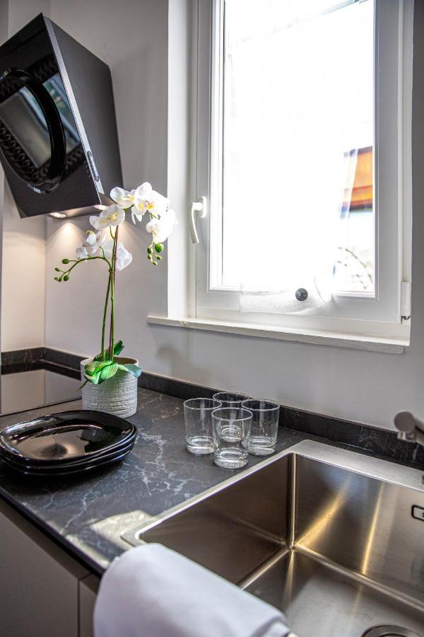 Luxury Top Floor In Trastevere Rome Exterior photo